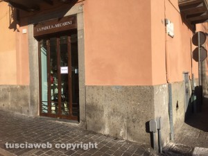 Viterbo - Il negozio Padula e Mecarini già "La casalinga"