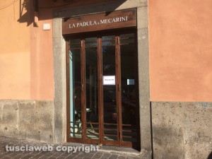 Viterbo - Il negozio Padula e Mecarini già "La casalinga"