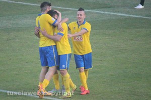 Sport - Calcio - Viterbese - L'esultanza di Invernizzi nel match contro l'Astrea