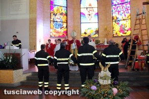 Viterbo - I vigili del fuoco festeggiano santa Barbara