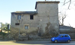 Viterbo - Il casale all'incrocio tra via Villanova e Cassia Nord