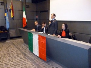 Il tavolo della presidenza 