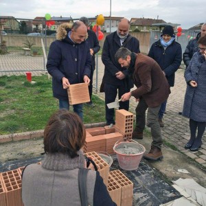 Tuscania - Prima pietra dell'asilo Nido - Riccardo Valentini, Rita Visini, Fabio Bartolacci