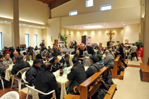 Pranzo di solidarietà alla chiesa di Villanova