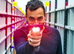 Marco Mengoni corriere Amazon per i fan