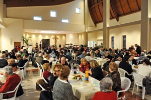 Pranzo di solidarietà alla chiesa di Villanova