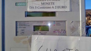Orte - Parcheggio Molegnano - Un parcometro fuori servizio