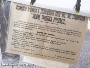 Viterbo - Il mercatino Paper only