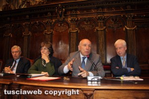 Viterbo - Comune - La presentazione del concorso di idee "Le piazze fanno... centro"