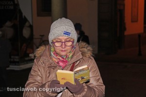 Viterbo - Unioni civili - Sentinelle in piazza del Comune