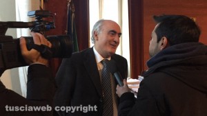 Viterbo - Strade colabrodo - Domenico Marocchi intervista l'assessore Ricci