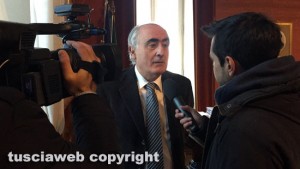 Viterbo - Strade dissestate - Domenico Marocchi intervista l'assessore Ricci