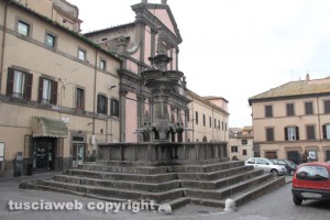 Viterbo - Piazza Fontana grande