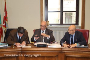 Viterbo - La riunione dell'Ato in Provincia