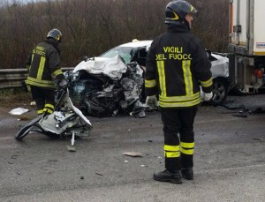 Sutri - Incidente sulla Cassia -  Coinvolte due auto e un tir