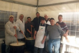 Ischia di Castro - Le celebrazioni per Sant'Antonio abate - Il sindaco con i pastori