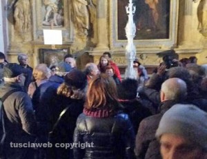Tutti in fila per la mostra a palazzo dei Priori