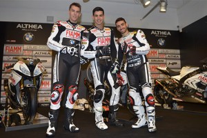 Sport - Motori - I piloti Markus Reiterberger, Jordi Torres e Raffaele De Rosa del team Bmw Althea racing
