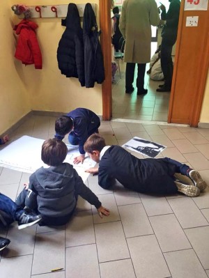 Viterbo - I bimbi delle scuole del centro nel Giorno della memoria