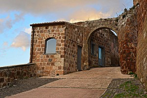 L'ingresso al centro storico di Celleno 
