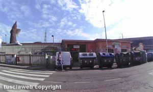 Roma - Stazione Labaro - Passaggio pedonale bloccato