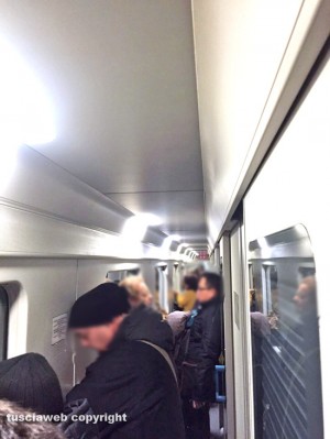 Trasporti - Treni affollati sulla Orte-Roma