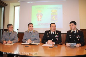 Operazione Led - La conferenza di carabinieri e forestale