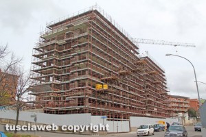 Viterbo - Il cantiere dell'Easy Village di Saggini Costruzioni in via Polidori