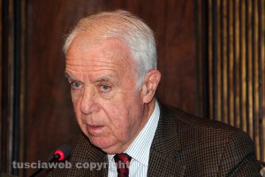 Viterbo - Il presidente della Fondazione Carivit Mario Brutti