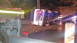 Tuscania - Autoarticolato finisce fuori strada