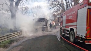 Soriano nel Cimino - A fuoco autobus