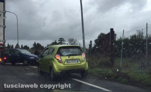 Viterbo - Incidente tra auto vicino al cimitero