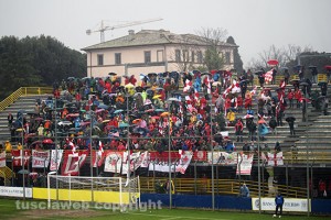 Sport - Calcio - Viterbese - I tifosi del Grosseto al Rocchi