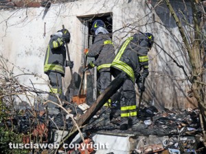 Capranica - Casa in fiamme, muore carbonizzata una donna