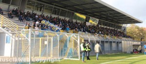 La tribuna allo stadio Rocchi
