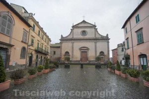 Tuscania - Il Duomo di san Giacomo