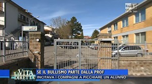 Prof sospesa - Il servizio della "Vita in diretta"