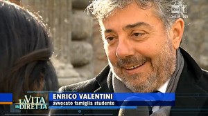 Prof sospesa - Il servizio della "Vita in diretta"