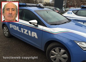 La polizia - Nel riquadro: Giacomo Stasi (foto Mario Proto, Corriere della Sera)