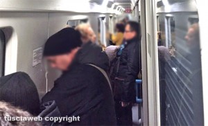 Trasporti - Treni affollati sulla Orte-Roma