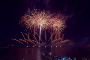 Il festival internazionale di fuochi d'artificio a Malta