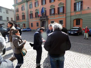 Viterbo Civica - L'incontro a piazza del Comune