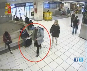 Roma - Giovane viterbese nasconde fucile sotto il giaccone e terrorizza la stazione di piazzale Flaminio 