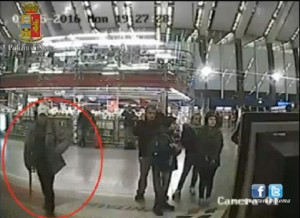 Roma - Giovane viterbese nasconde fucile sotto il giaccone e terrorizza la stazione di piazzale Flaminio 