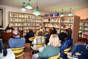 Massimo Fornicoli alla biblioteca di Vallerano