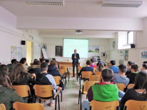 Viterbo - La lezione di economia del rettore Ruggieri al Paolo Savi