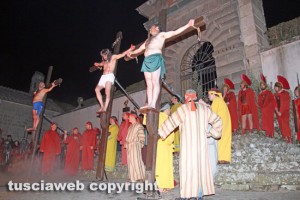 Bagnaia - La processione del Cristo morto