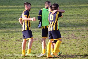 Sport - Calcio - Viterbese - L'abbraccio di Cuffa, Scardala e Ansini a fine match
