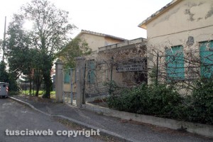 Viterbo - Ponte dei Cetti - La scuola