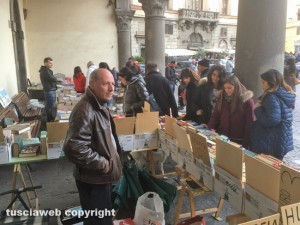Viterbo - PaperOnly a Pasqua e Pasquetta